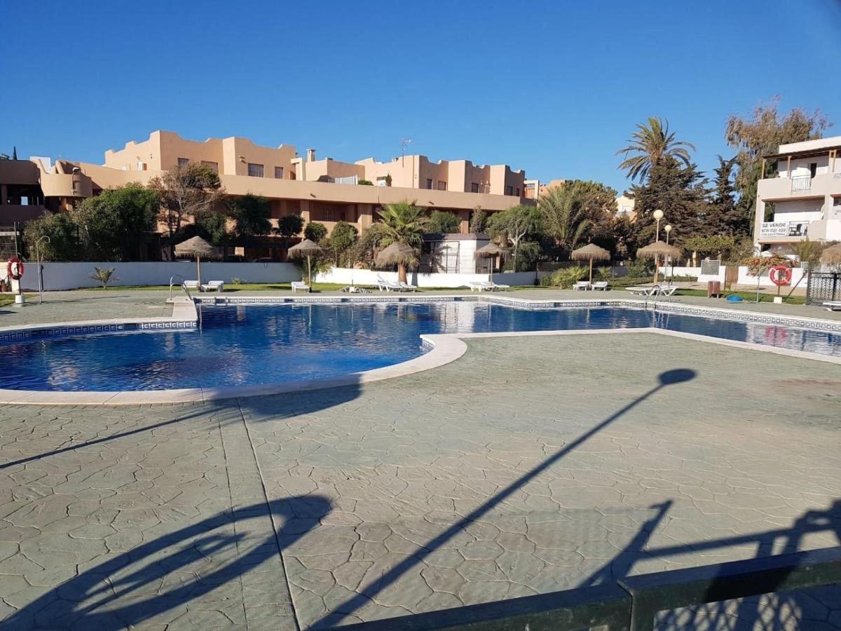 Casa Baja Naturista Con Patio En Primera Linea De Playa Con Piscina Comunitaria! Vera Buitenkant foto